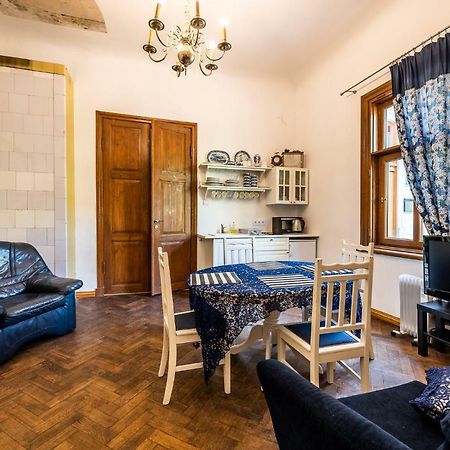 Villa Apartments By The Sea Λιέπαγια Εξωτερικό φωτογραφία